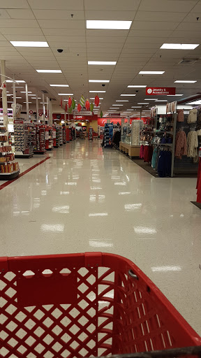 Department Store «Target», reviews and photos, 26650 Ford Rd, Dearborn Heights, MI 48127, USA