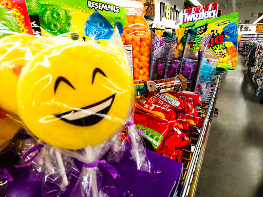 Variety Store «Five Below», reviews and photos, 11018 Parkside Dr, Knoxville, TN 37934, USA