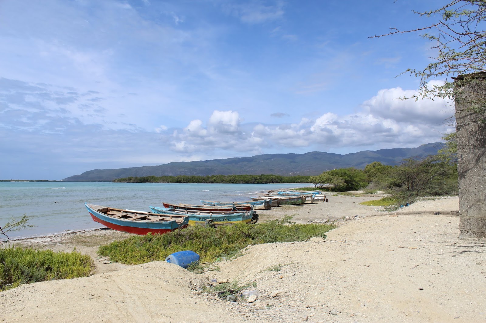 Fotografija Los Negros beach divje območje