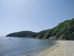Foto di Little Malatra sorretto da scogliere