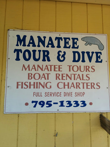 Sightseeing Tour Agency «Manatee Tour and Dive», reviews and photos, 36 NE 4th St, Crystal River, FL 34428, USA