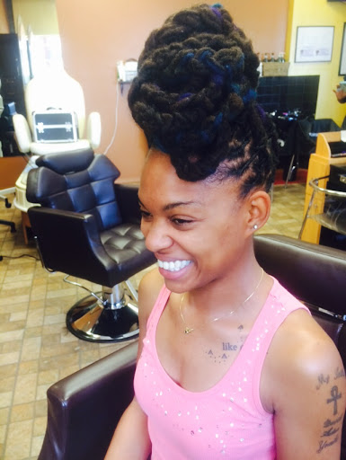 Hair Salon «CinciNatural Center», reviews and photos, 1617 Highland Ave, Cincinnati, OH 45202, USA