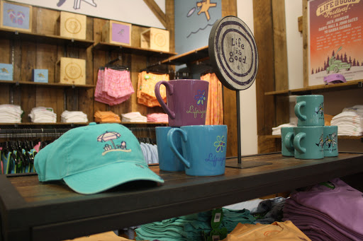 Outdoor Sports Store «Kitty Hawk Kites», reviews and photos, 324 Laskin Rd, Virginia Beach, VA 23451, USA