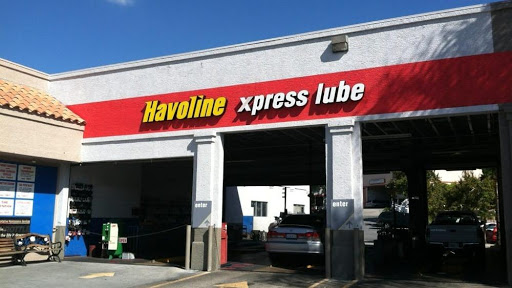 Alamo Express Lube en Walnut