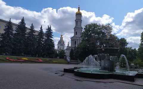 Fountain in Cathedral Square image