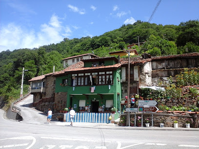 El Rubio Bar Tienda - Calle Santa Marina, 33118 Quiros, Asturias, Spain