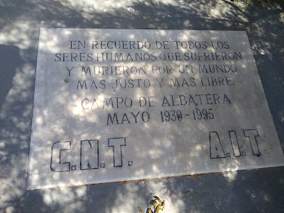 Lugar de interés histórico – Monumento del Campo de concentración de Albatera – S. Isidro