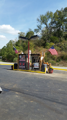 Grocery Store «High Grove (Grocery) Store», reviews and photos, 12780 Louisville Rd, Coxs Creek, KY 40013, USA