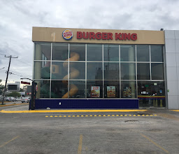 Plaza Las Avenidas photo