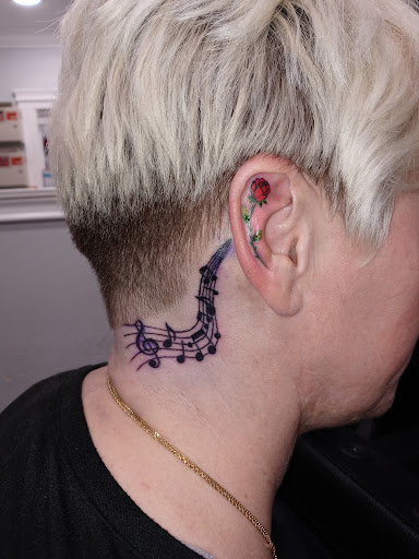 Tattoo Shop «Heaven or Hell tattoos and piercings», reviews and photos, 520 Parker Rd # B, Fairfield, CA 94533, USA