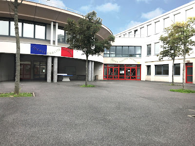 Lycée Professionnel Auguste Perret. à Évry-Courcouronnes