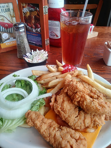 American Restaurant «Cracker Barrel Old Country Store», reviews and photos, 3703 Hillsborough Rd, Durham, NC 27705, USA