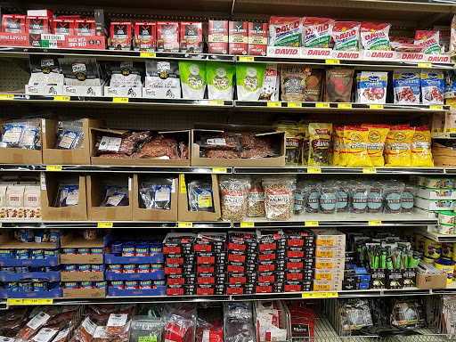 Grocery Store «Grocery Outlet Bargain Market», reviews and photos, 9451 Silverdale Way NW, Silverdale, WA 98383, USA