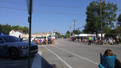 Outdoor Sports Store «Gatlin and Sons Knife Company», reviews and photos, 129 E Utica St, Sellersburg, IN 47172, USA