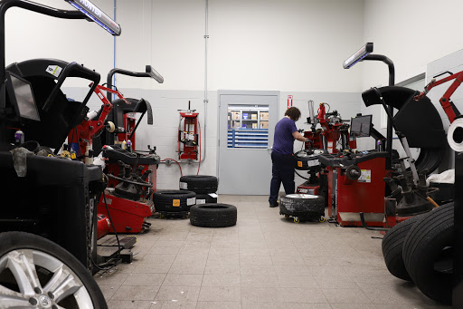 Car Dealer «Portland Volvo», reviews and photos, 9 US-1, Scarborough, ME 04074, USA