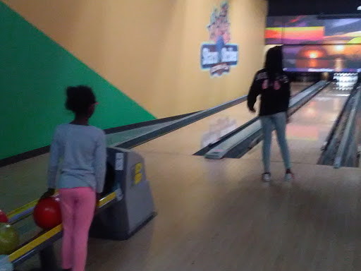 Bowling Alley «Stars and Strikes Family Entertainment Center», reviews and photos, 133 Merchants Square, Cumming, GA 30040, USA