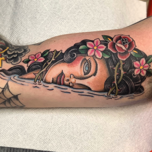 Tattoo Shop «Black Eye Tattoo», reviews and photos, 75 Beal Pkwy NW, Fort Walton Beach, FL 32548, USA