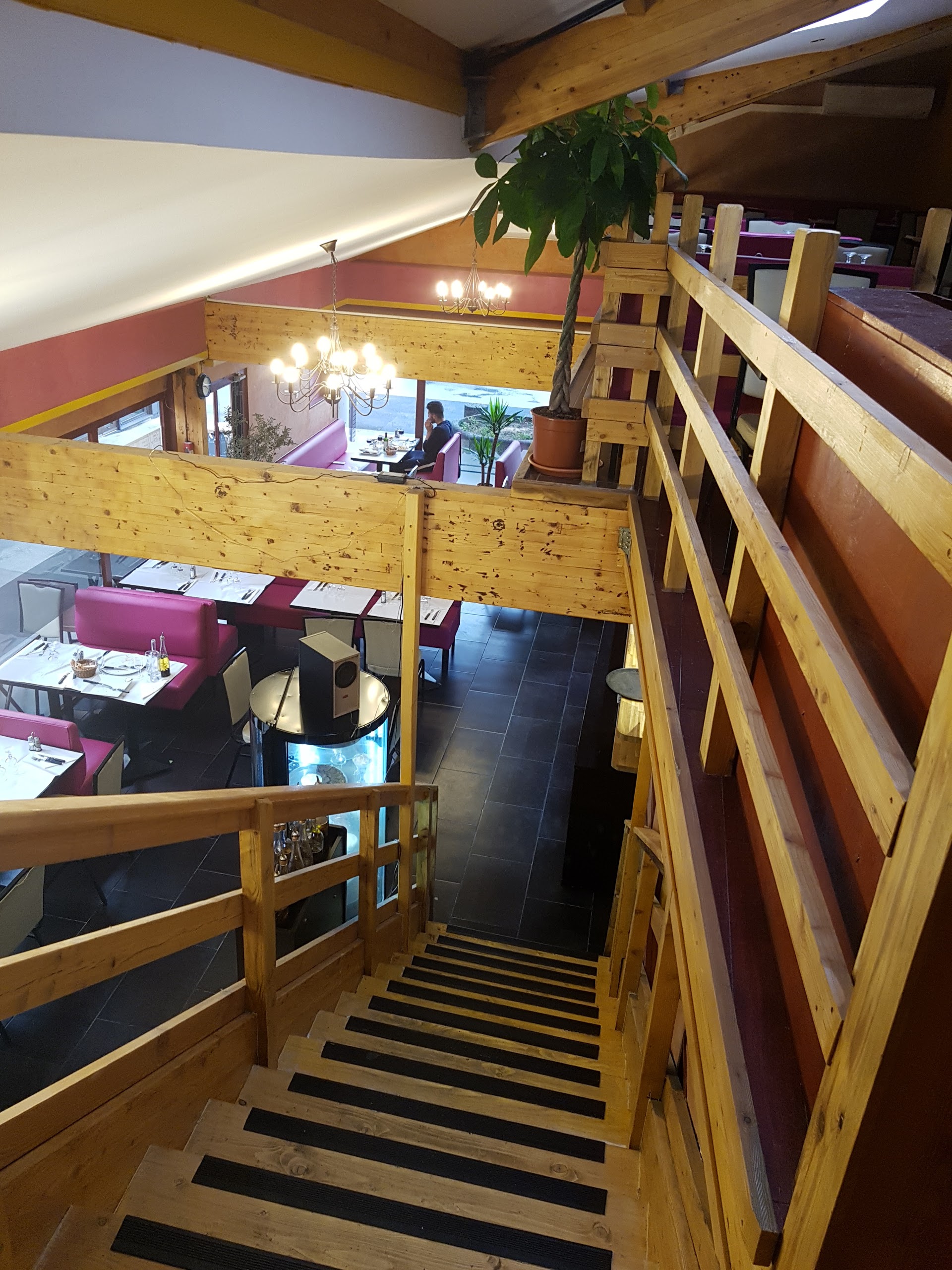 Photo n° 5 de l'avis de Abcde.b fait le 02/06/2017 à 19:17