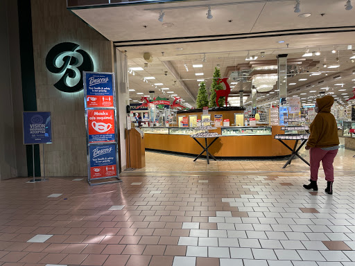 Clothing Store «Old Navy», reviews and photos, 106 Laurel Mall Dr #3, Hazleton, PA 18202, USA