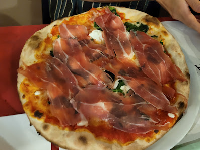 Bar Pizzeria Alla Grotta SP37, 19, 36072 Chiampo VI, Italia
