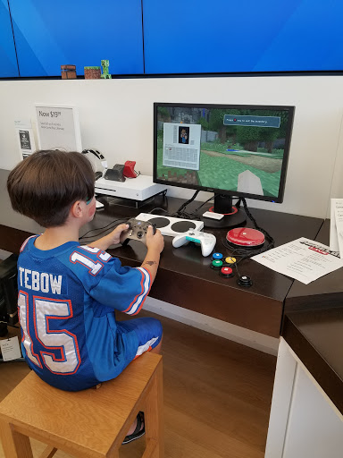 Computer Store «Microsoft Store - St. Johns Town Center», reviews and photos, 4791 River City Dr #113, Jacksonville, FL 32246, USA