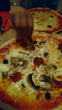 Plats et boissons du Pizzeria La Romaine à Alba-la-Romaine - n°8