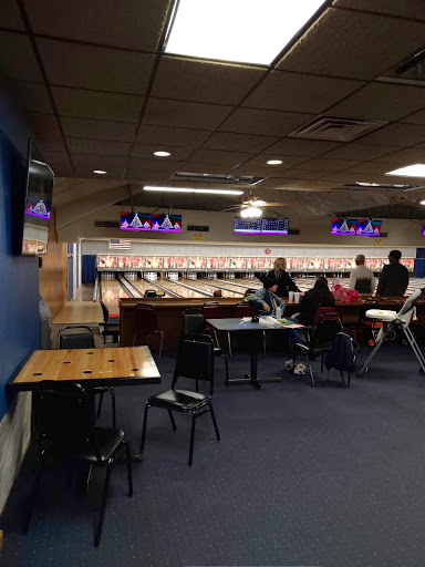 Bowling Alley «Holiday Lanes Bowling Center», reviews and photos, 44 SE 44th St, Oklahoma City, OK 73129, USA