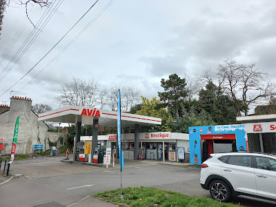 AVIA STATION SERVICE à Nantes