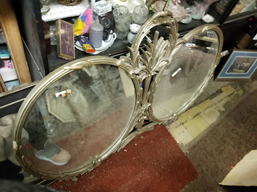 Antique Store «Englishtown Antiques & Used», reviews and photos, 42 Main St, Englishtown, NJ 07726, USA