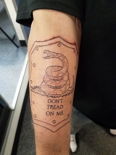 Tattoo Shop «Ageless Art Tattoo & Piercing», reviews and photos, 711 E Lewis and Clark Pkwy, Clarksville, IN 47129, USA