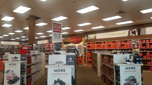 Shoe Store «Famous Footwear», reviews and photos, 6485 Keizer Station Blvd, Keizer, OR 97303, USA