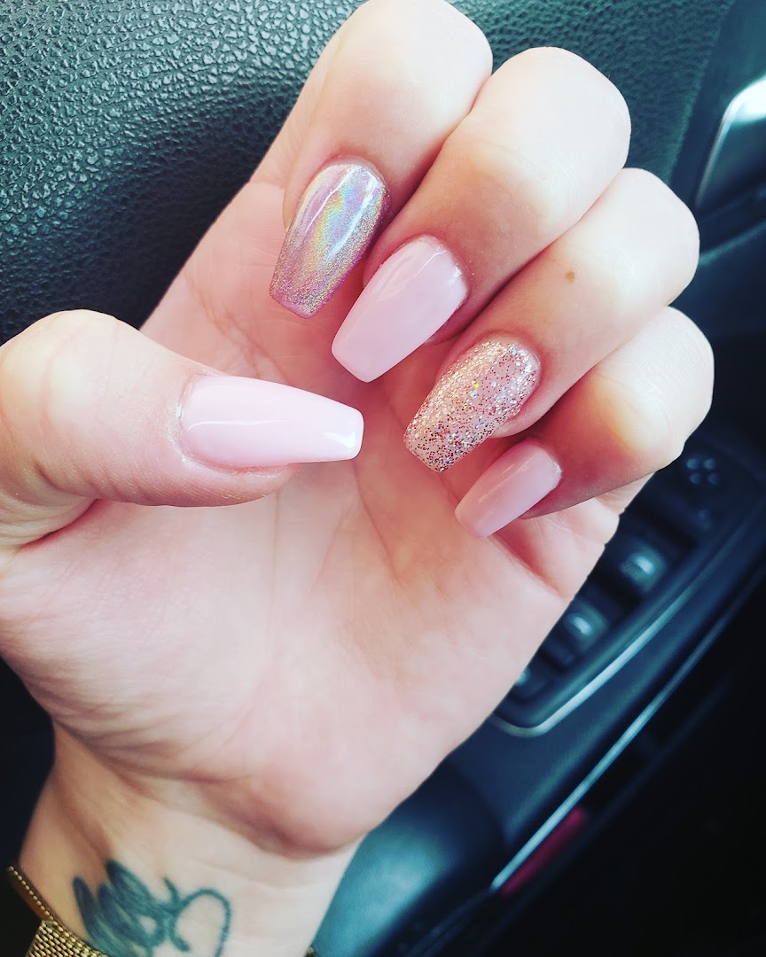 Le's Nails and Spa