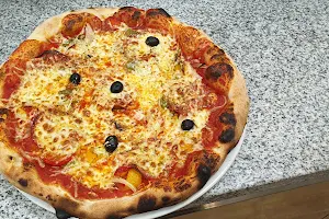 Beretta pizzeria image