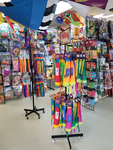 Toy Store «NorthWest Winds Kite Store», reviews and photos, 130 SW Hwy 101, Lincoln City, OR 97367, USA