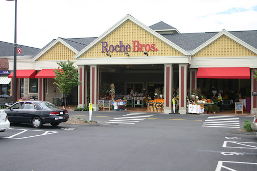 Supermarket «Roche Bros. Mashpee», reviews and photos, 11 Commercial St, Mashpee, MA 02649, USA