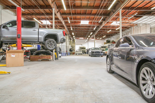 Auto Body Shop «Diamond Auto Body», reviews and photos, 4225 Power Inn Rd, Sacramento, CA 95826, USA