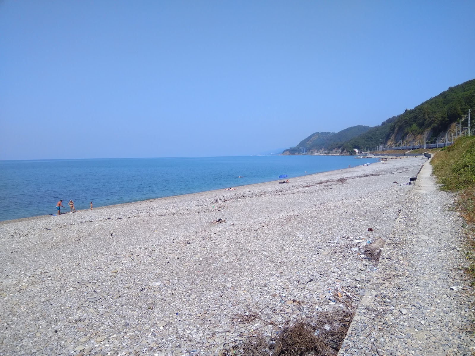 Foto von Golovinka beach II mit graue kiesel Oberfläche