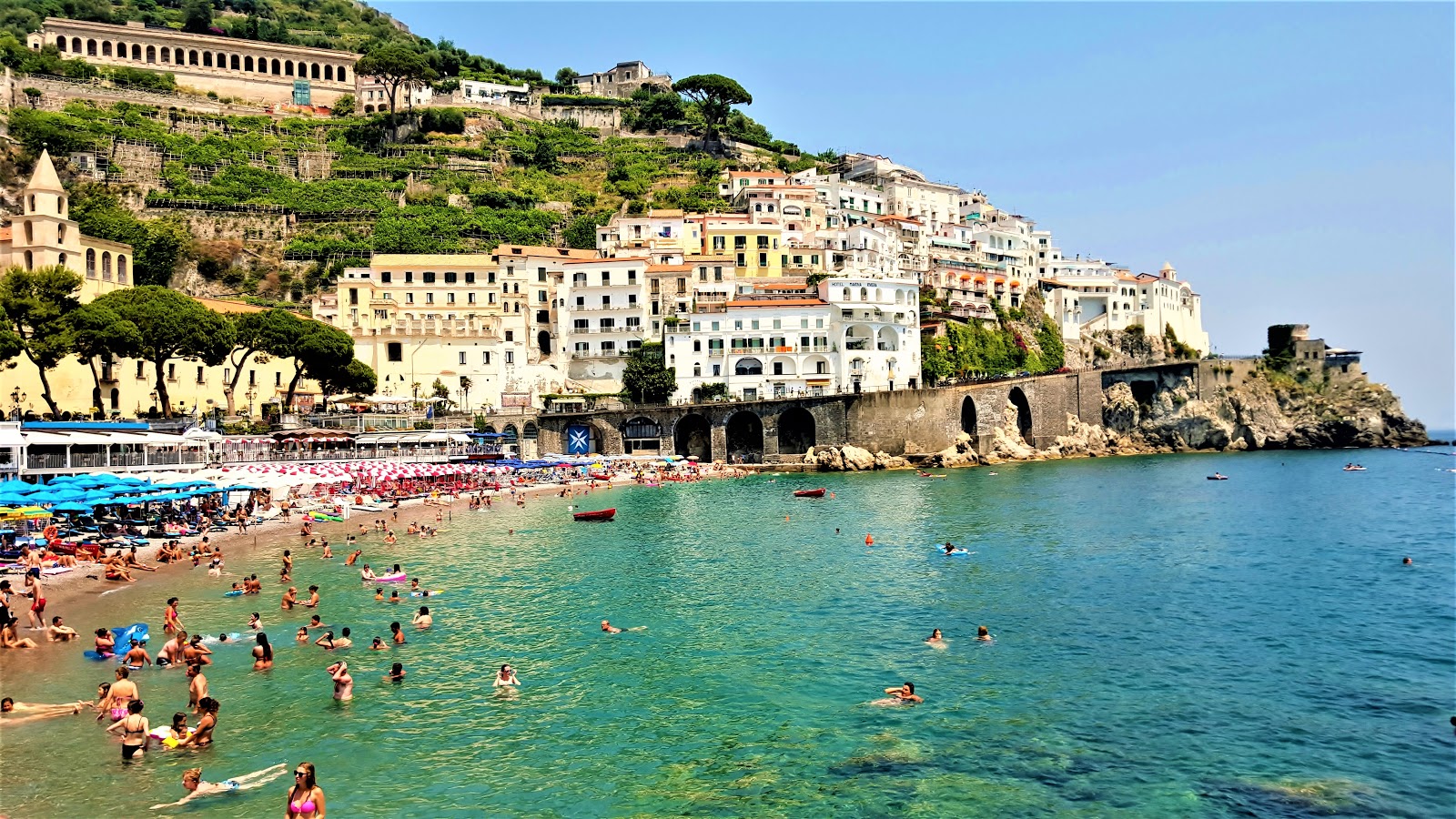 Zdjęcie Amalfi beach obszar kurortu nadmorskiego