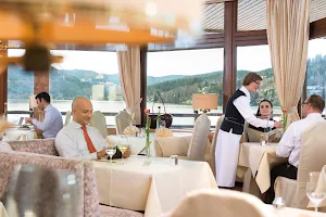 Restaurant "Vier Täler" mit Seeblick image