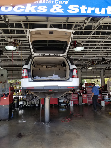 Tire Shop «Firestone Complete Auto Care», reviews and photos, 1595 W 49th St, Hialeah, FL 33012, USA