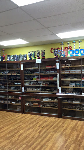 Vaporizer Store «Cigarette Outlet & Vapor Lounge», reviews and photos, 2141 Lincoln Hwy E, Lancaster, PA 17602, USA