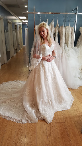 Bridal Shop «Mary Me Bridal», reviews and photos, 2922 E Chapman Ave, Orange, CA 92869, USA