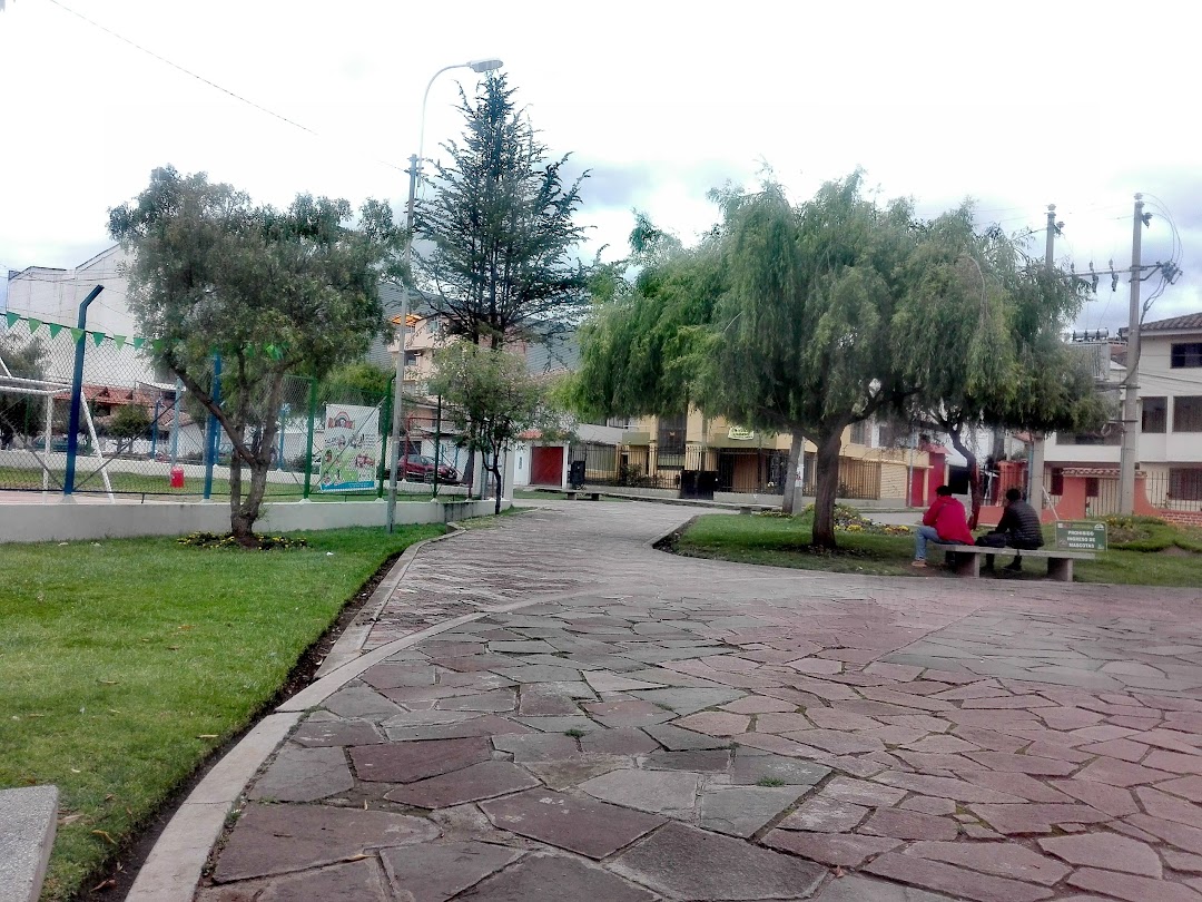 Plaza Amauta Urb. Magisterial (El Mapa)