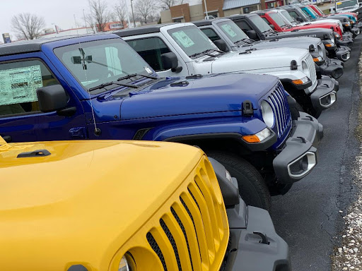 Used Car Dealer «Bob Poynter Chrysler Dodge Jeep Ram of Seymour», reviews and photos, 1873 E Tipton St, Seymour, IN 47274, USA