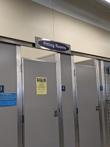 Non-Profit Organization «Goodwill Store & Donation Center», reviews and photos, 10909 W Oklahoma Ave, West Allis, WI 53227, USA