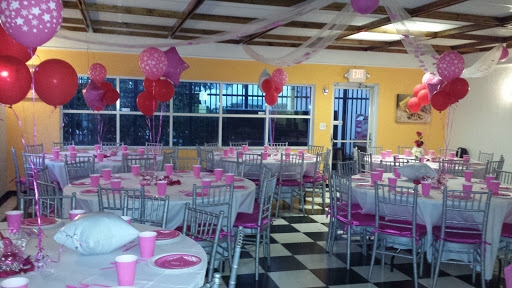 Community Center «Senator Gwen Margolis Community Center», reviews and photos, 1590 NE 123rd St, North Miami, FL 33161, USA