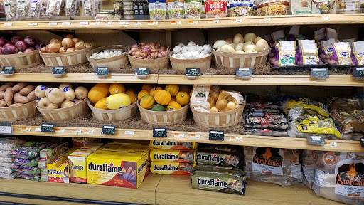 Grocery Store «Washington Food Market Inc», reviews and photos, 5 Bryan Hall Plaza, Washington Depot, CT 06794, USA