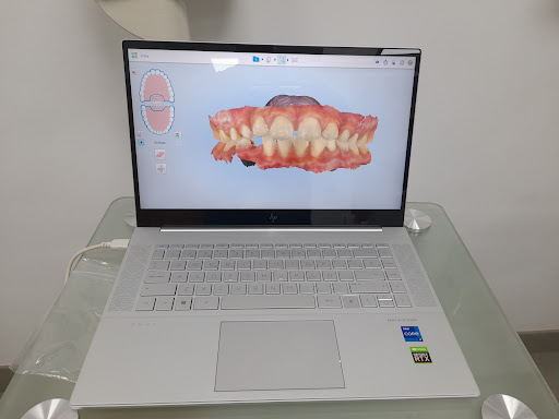 M. Dolores Ruíz Odontólogos. Roberto Mateo Fisioterapia y Osteopatía en Cehegín, Murcia