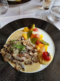 Blanquette de veau du Restaurant gastronomique Auberge Fleurie à Châlonvillars - n°16