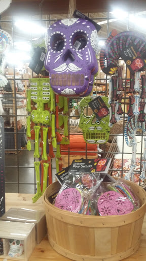 Furniture Store «Cost Plus World Market», reviews and photos, 8626 SE Sunnyside Rd, Clackamas, OR 97015, USA